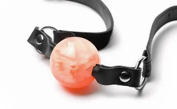 “在BDSM中,spank是什么体验?你准备好接受掌心的温度了吗?” 一