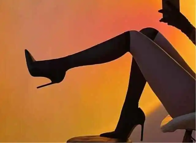 如何在BDSM中巧妙运用tickle技巧提升亲密感 一